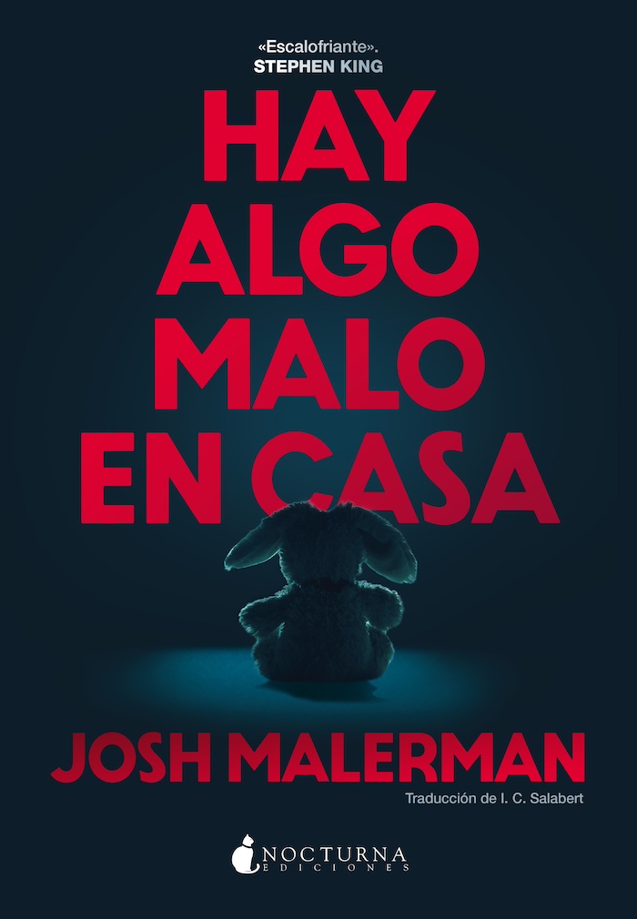 Portada: Hay algo malo en casa